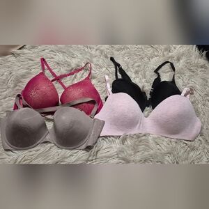 Lot Of 4 Bras